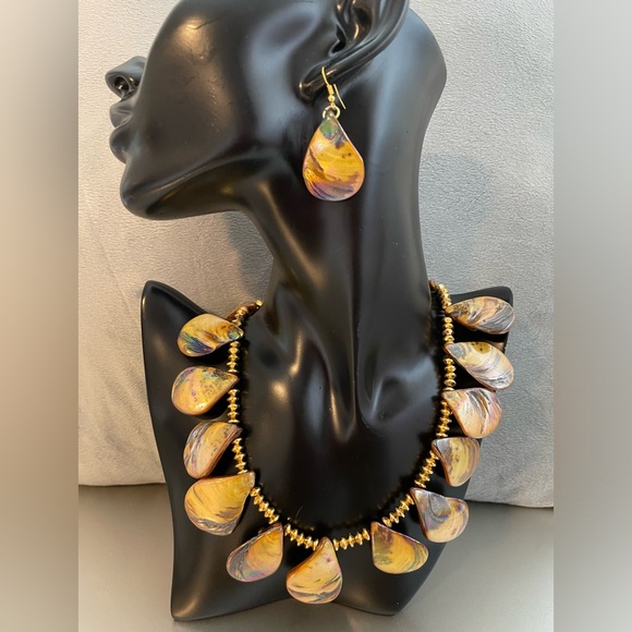 BJ’s one of a kind custom made 2pc necklace and earrings - Picture 1 of 1